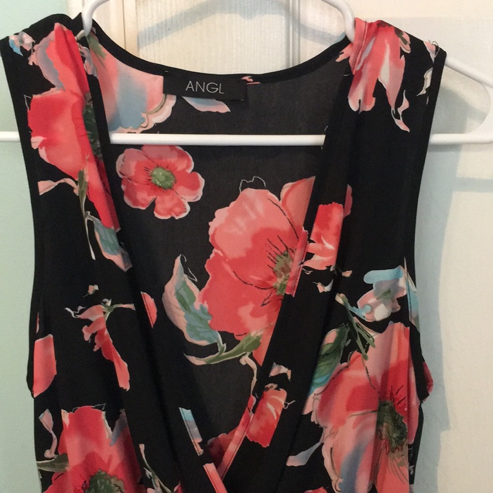 Floral Ruffle Romper - Picture 3 of 4